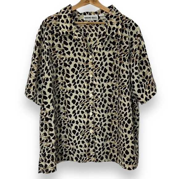 Mirror Image Womens 3X Top Cheetah Print Button Up Short Sleeve Shirt - Picture 1 of 12